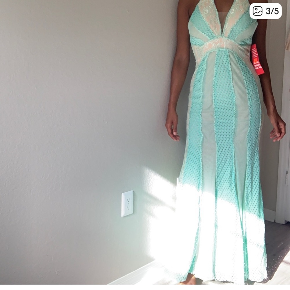 Elegant Mint Halter Dress - Picture 7 of 7